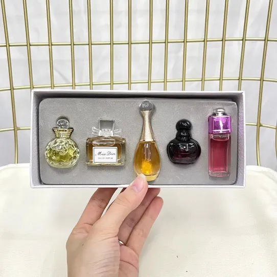 5 Pcs Mini Perfume Set